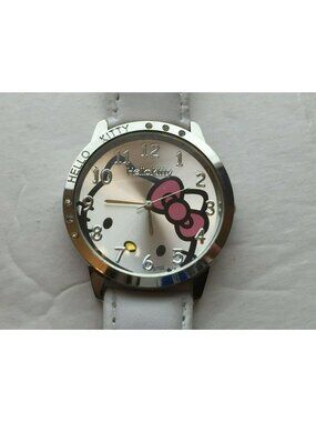 White Band Pink Bow Hello Kitty Wrist Watch Round Face